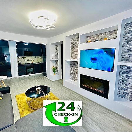 Timisoara Central Apartment New Parking !! エクステリア 写真